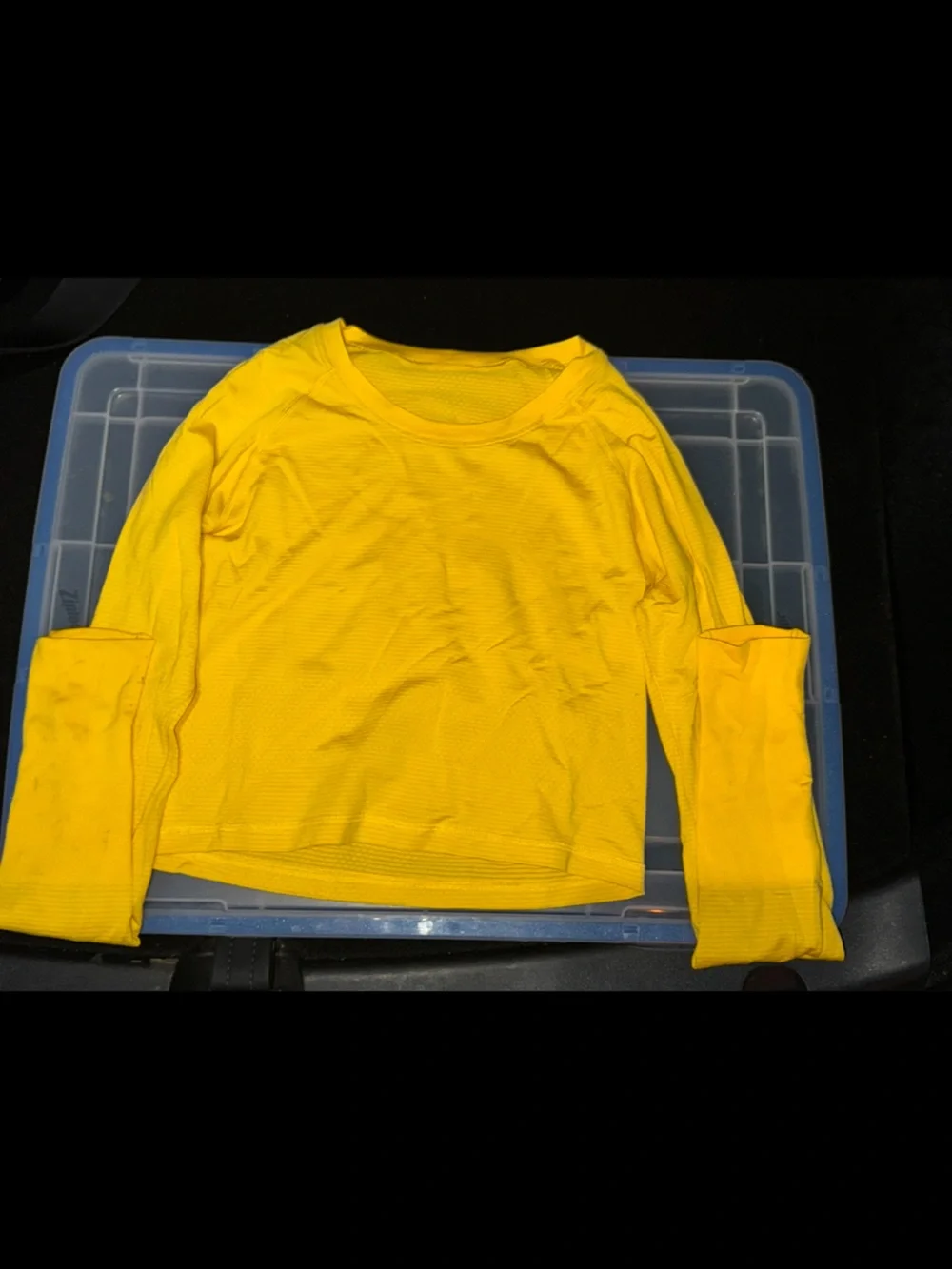 Lululemon Swiftly Tech 2.0 in Utility Yellow, size 6 altered to be more cropped